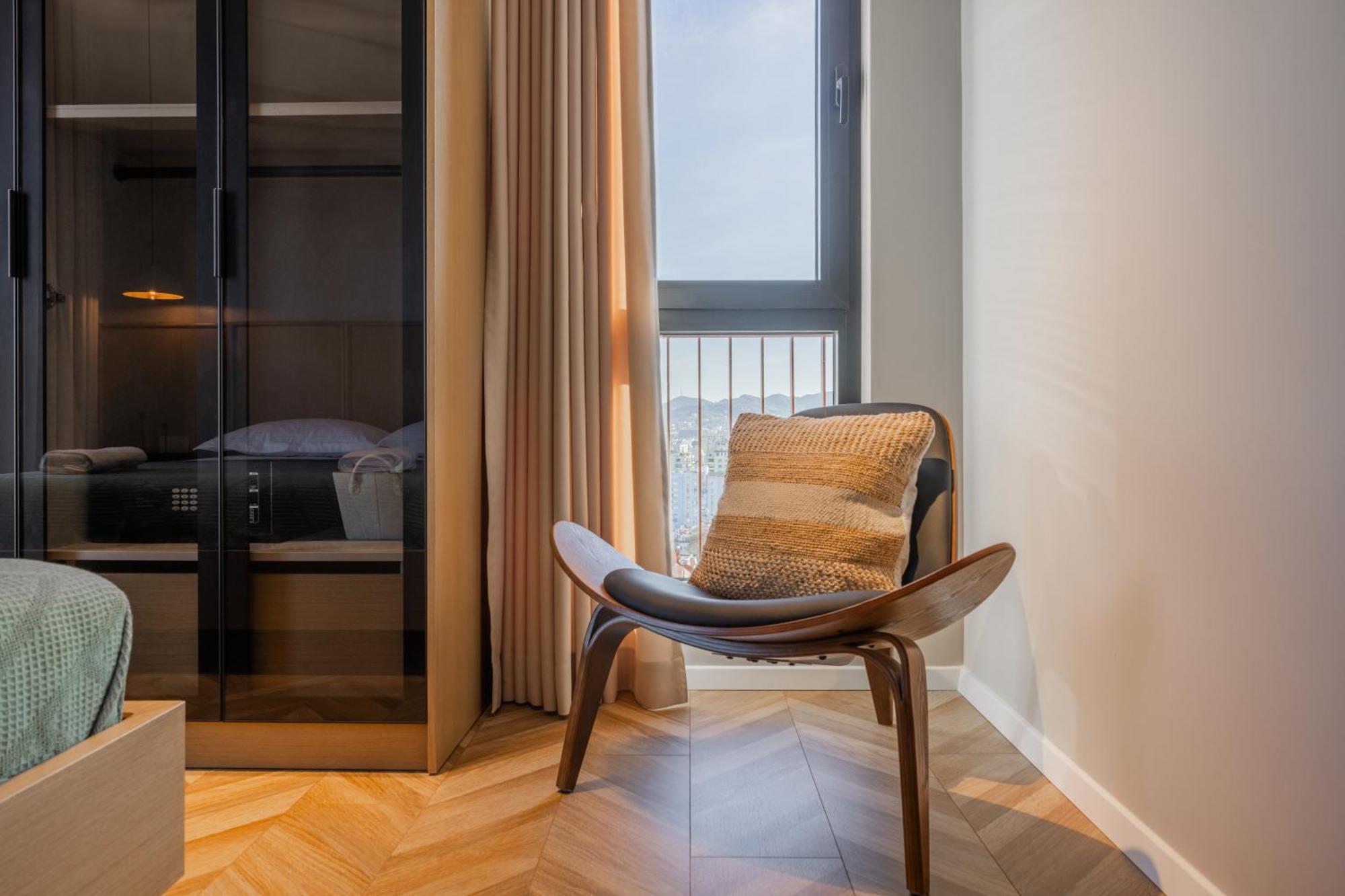 تيرانا Square Inn Garden Aparthotel المظهر الخارجي الصورة