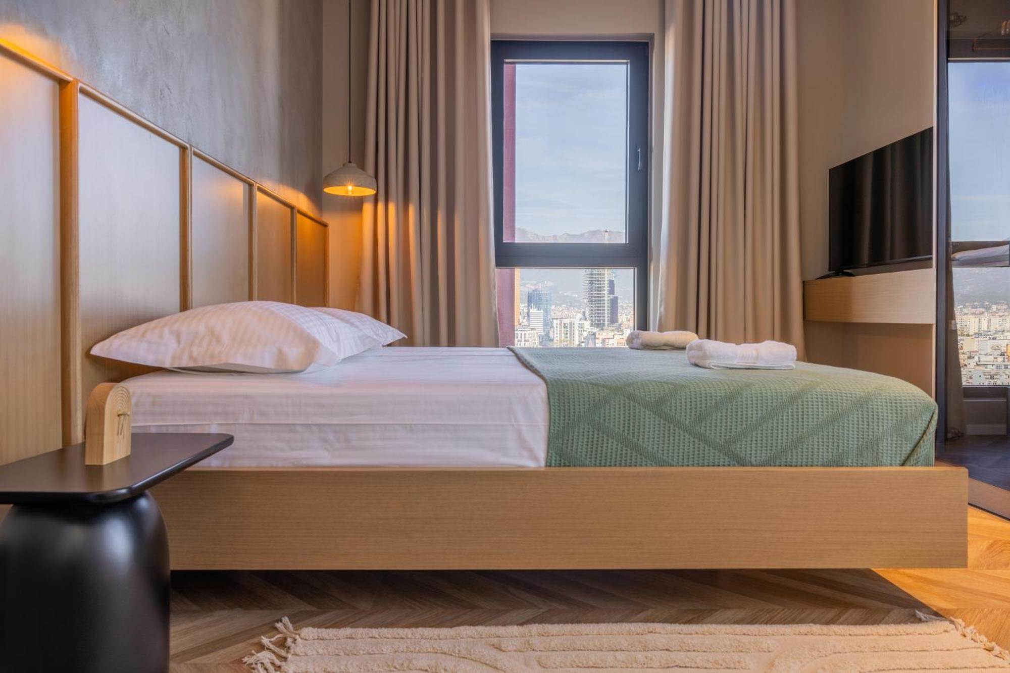 تيرانا Square Inn Garden Aparthotel المظهر الخارجي الصورة