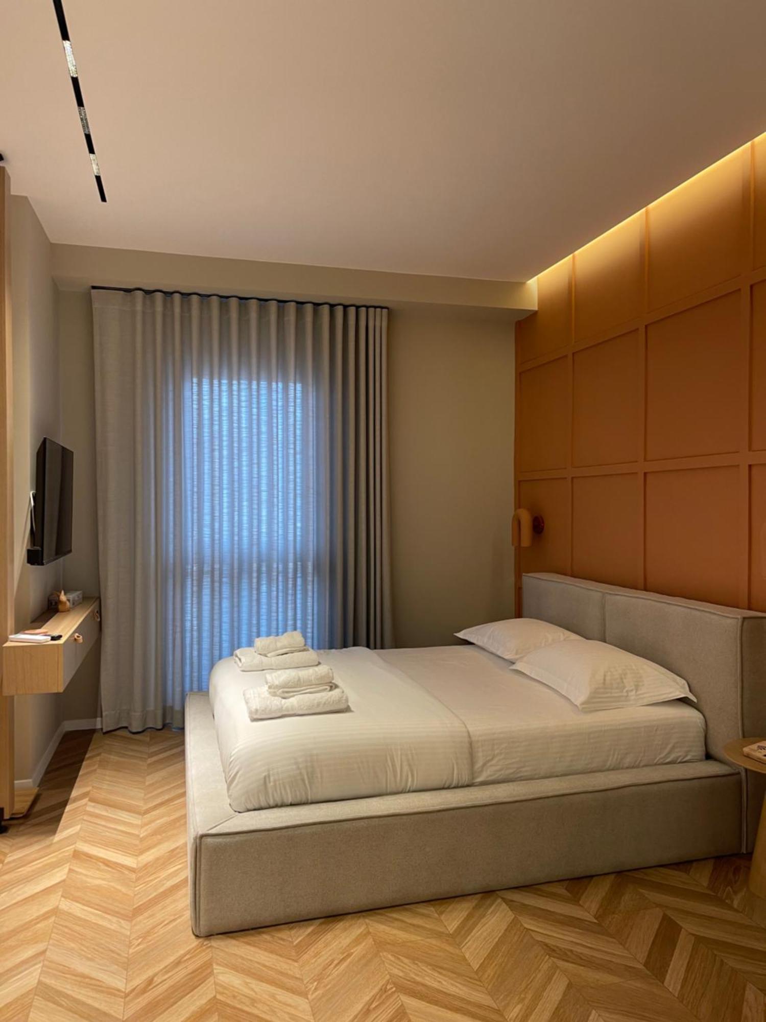 تيرانا Square Inn Garden Aparthotel المظهر الخارجي الصورة