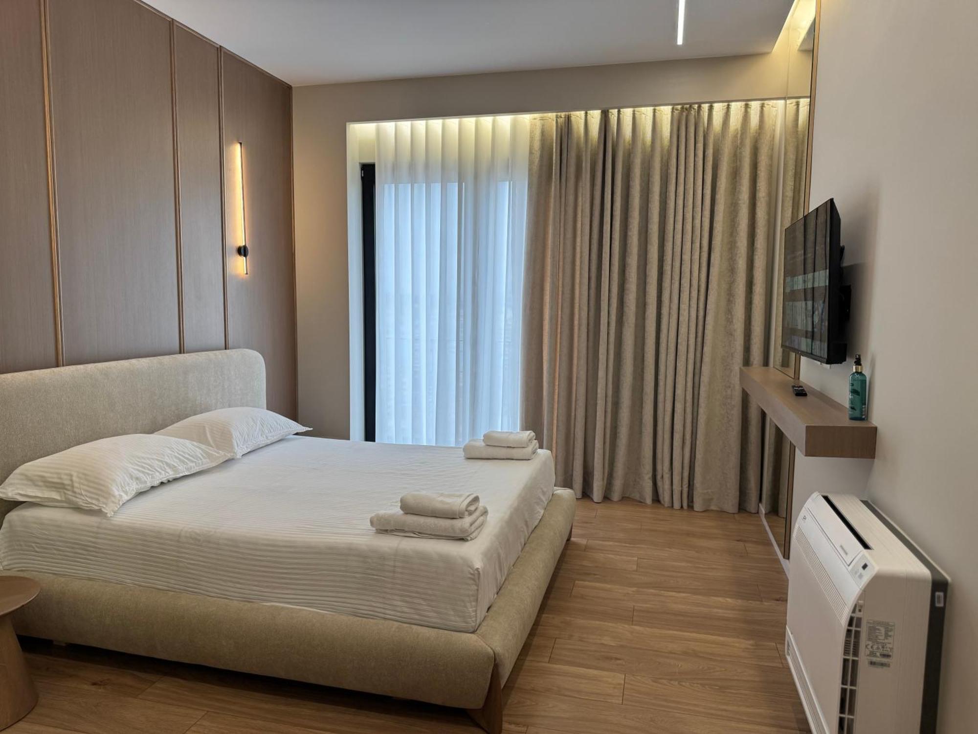 تيرانا Square Inn Garden Aparthotel المظهر الخارجي الصورة