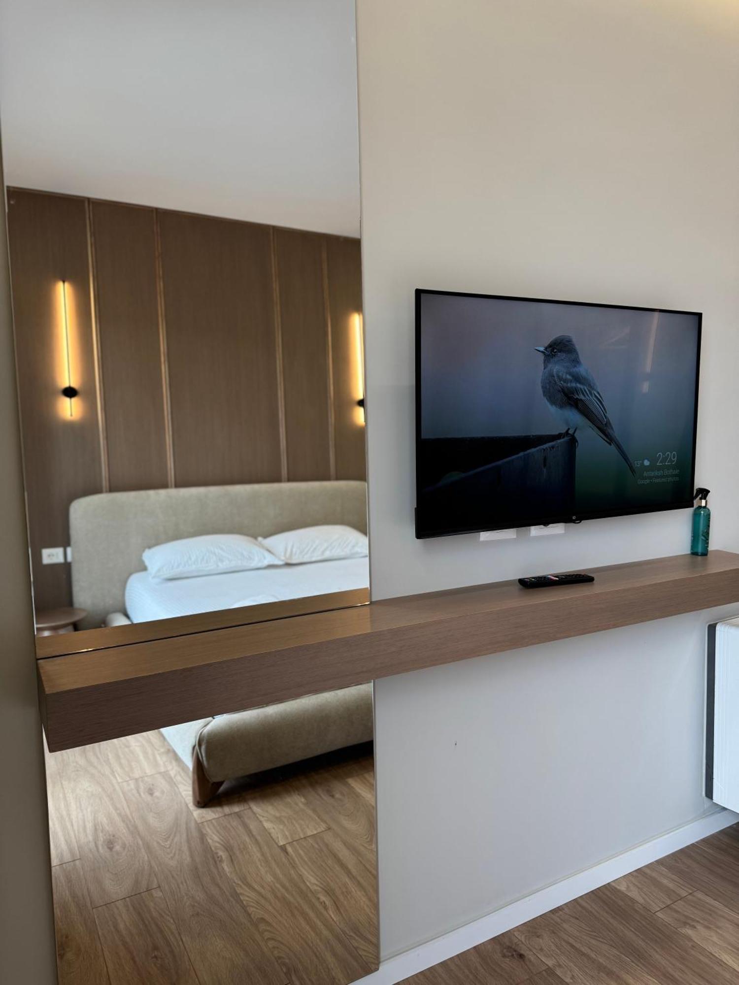 تيرانا Square Inn Garden Aparthotel المظهر الخارجي الصورة